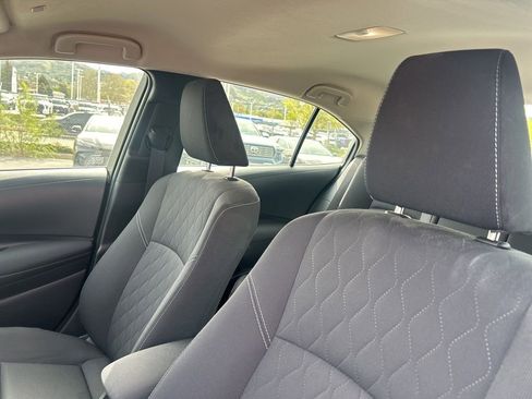 Used 2024 Toyota Corolla LE image 19