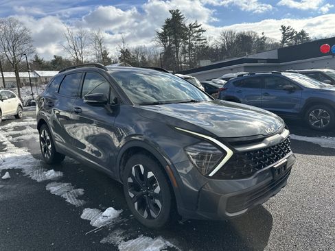 Used 2024 Kia Sportage X-Line w/ X-Line Premium Package image 3