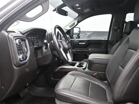 Used 2023 GMC Sierra 2500 SLT w/ SLT Premium Package image 10
