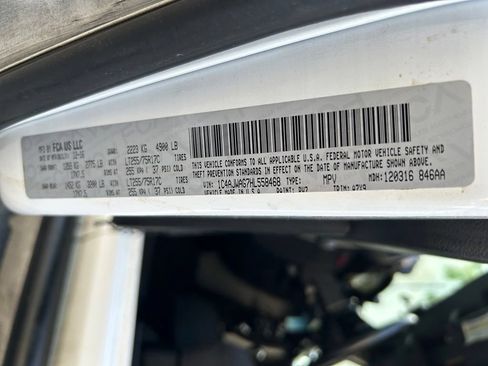 Used 2017 Jeep Wrangler Sport AWD/4WD image 31