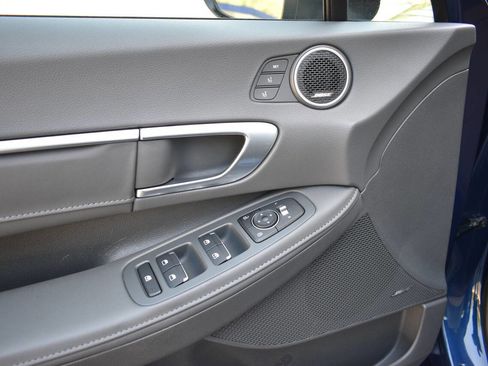 Used 2021 Hyundai Sonata Limited image 16