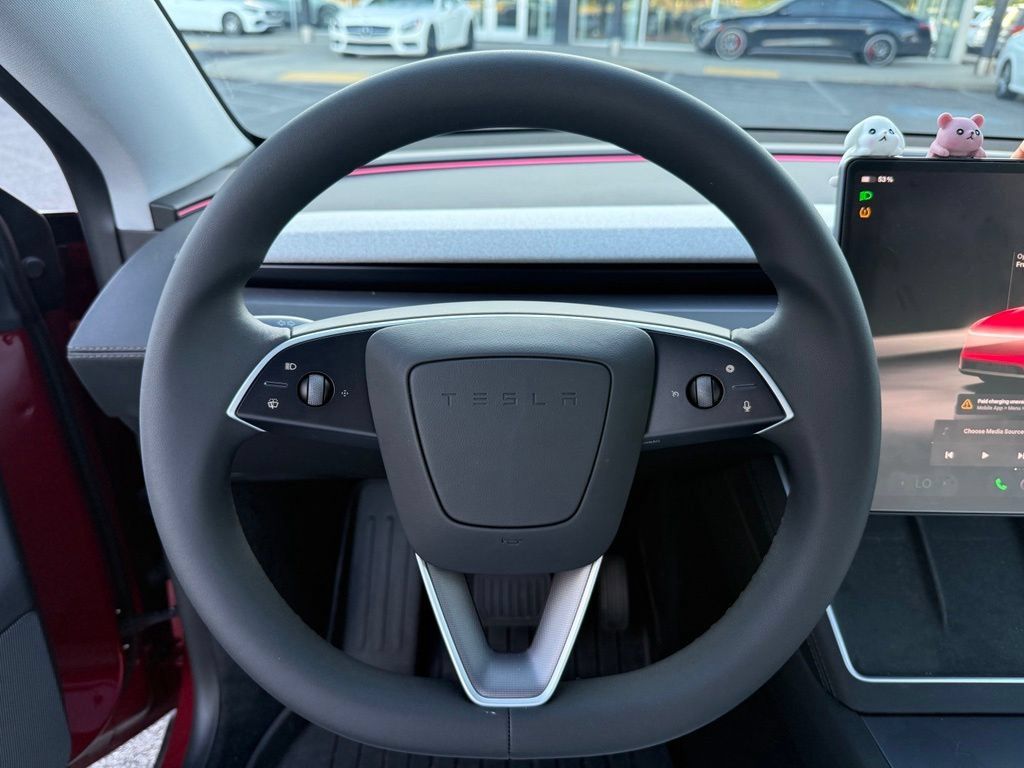 Used 2026 Tesla Model Y 2WD image 11