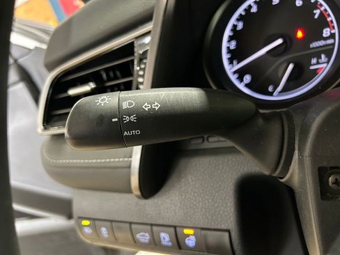 Used 2024 Toyota Camry SE FWD image 20