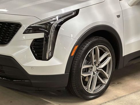 Used 2023 Cadillac XT4 Sport w/ Cold Weather Package AWD/4WD image 10