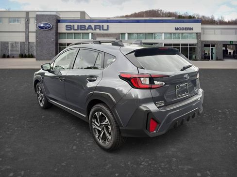 Used 2024 Subaru Crosstrek 2.0i Premium w/ Crosstrek Mirror Package AWD/4WD image 6