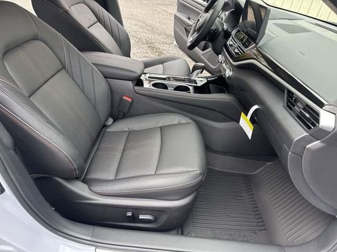 New 2025 Nissan Altima 2.5 SR w/ SR Premium Package image 10