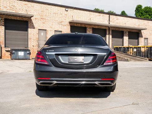 Used 2018 Mercedes-Benz S 560 Sedan image 7
