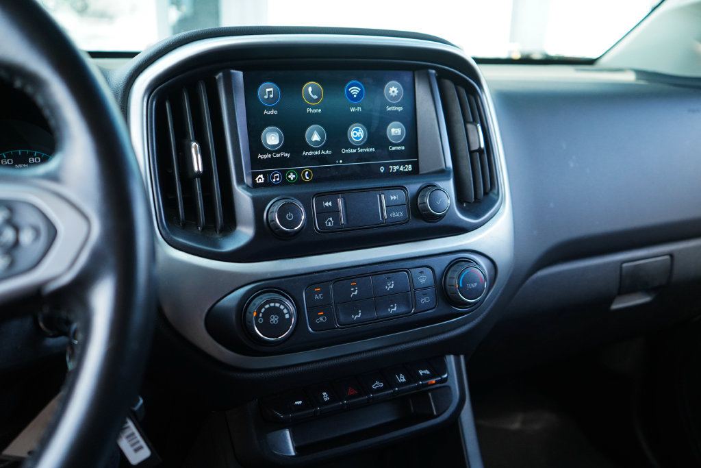 Used 2022 Chevrolet Colorado LT w/ Safety Package RWD image 8
