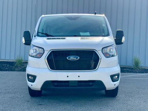 Used 2024 Ford Transit 350 XLT RWD image 3