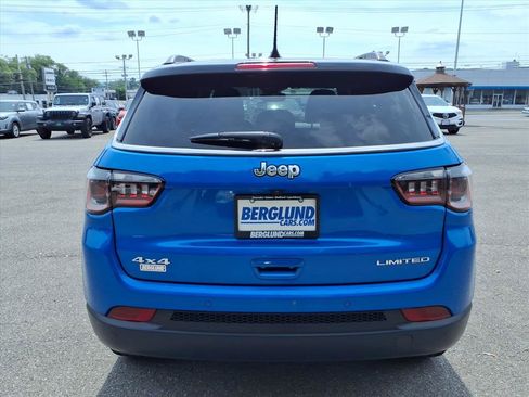 Used 2025 Jeep Compass Limited AWD/4WD image 5