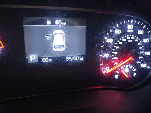Used 2020 Kia Soul EX w/ Option Group 015 FWD image 11