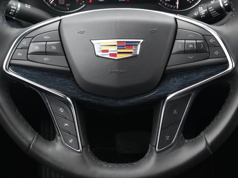 Used 2024 Cadillac XT5 Premium Luxury FWD image 14