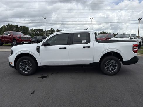 New 2026 Ford Maverick XLT w/ XLT Luxury Package FWD image 26