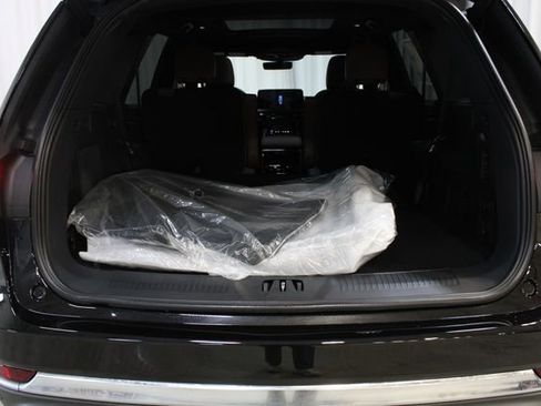 New 2026 Lincoln Aviator Reserve AWD/4WD image 59