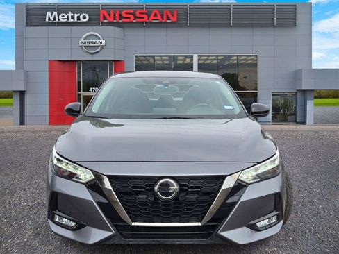 Certified 2021 Nissan Sentra SR FWD image 2