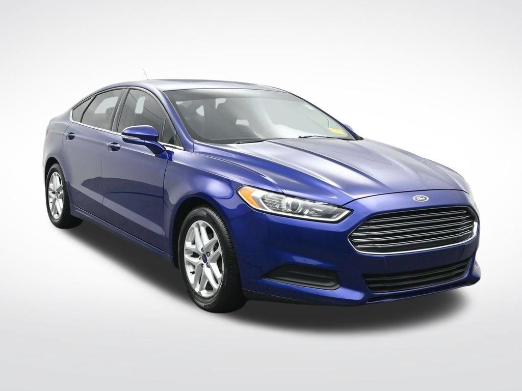 Used 2016 Ford Fusion SE FWD image 3