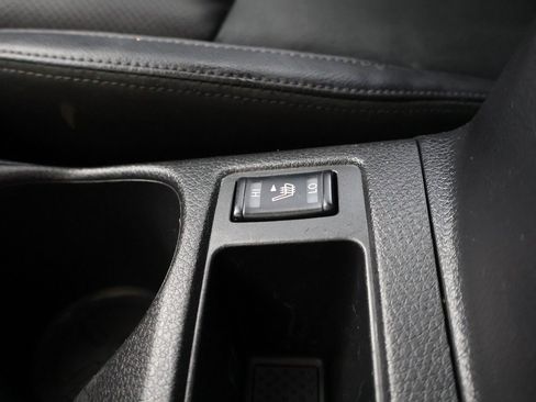 Used 2022 Nissan Rogue Sport SL image 52