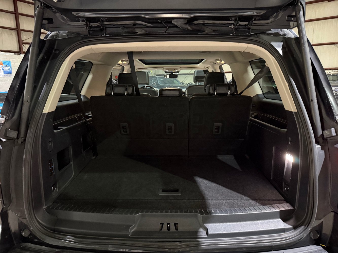 Used 2023 Ford Expedition Max XLT AWD/4WD image 19
