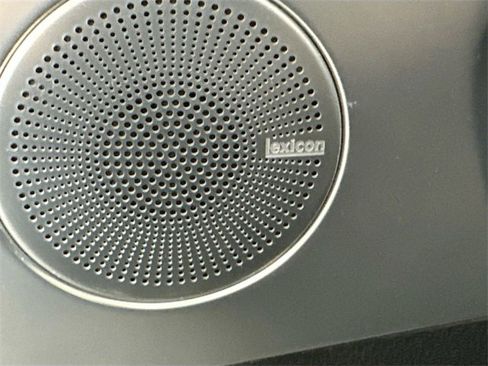 Used 2023 Genesis G70 2.0T w/ Sport Prestige Package image 19