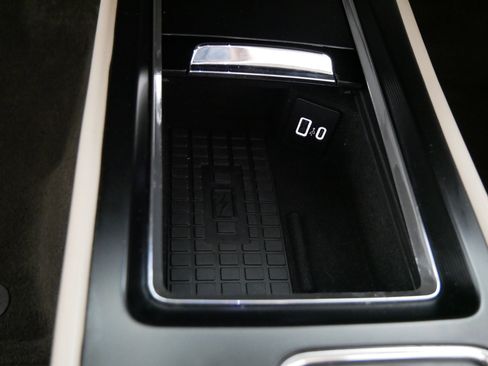 Used 2024 Lincoln Corsair Premiere w/ Equipment Group 101A image 29