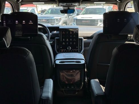 New 2026 GMC Yukon AT4 Ultimate image 10