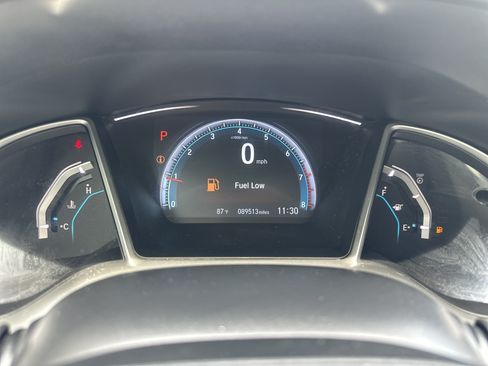 Used 2018 Honda Civic EX image 23