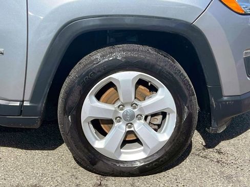 Certified 2019 Jeep Compass Latitude AWD/4WD image 12