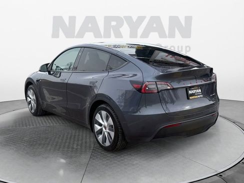 Used 2023 Tesla Model Y AWD image 6