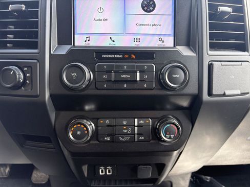 Used 2019 Ford F150 XL w/ Equipment Group 101A Mid AWD/4WD image 16