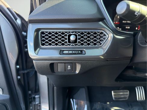 Used 2024 Acura Integra A-Spec FWD image 16