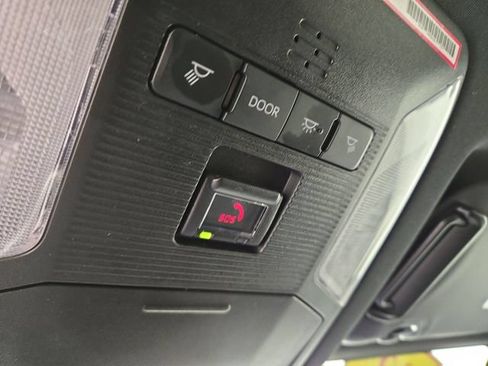 Used 2023 Toyota RAV4 SE AWD/4WD image 27