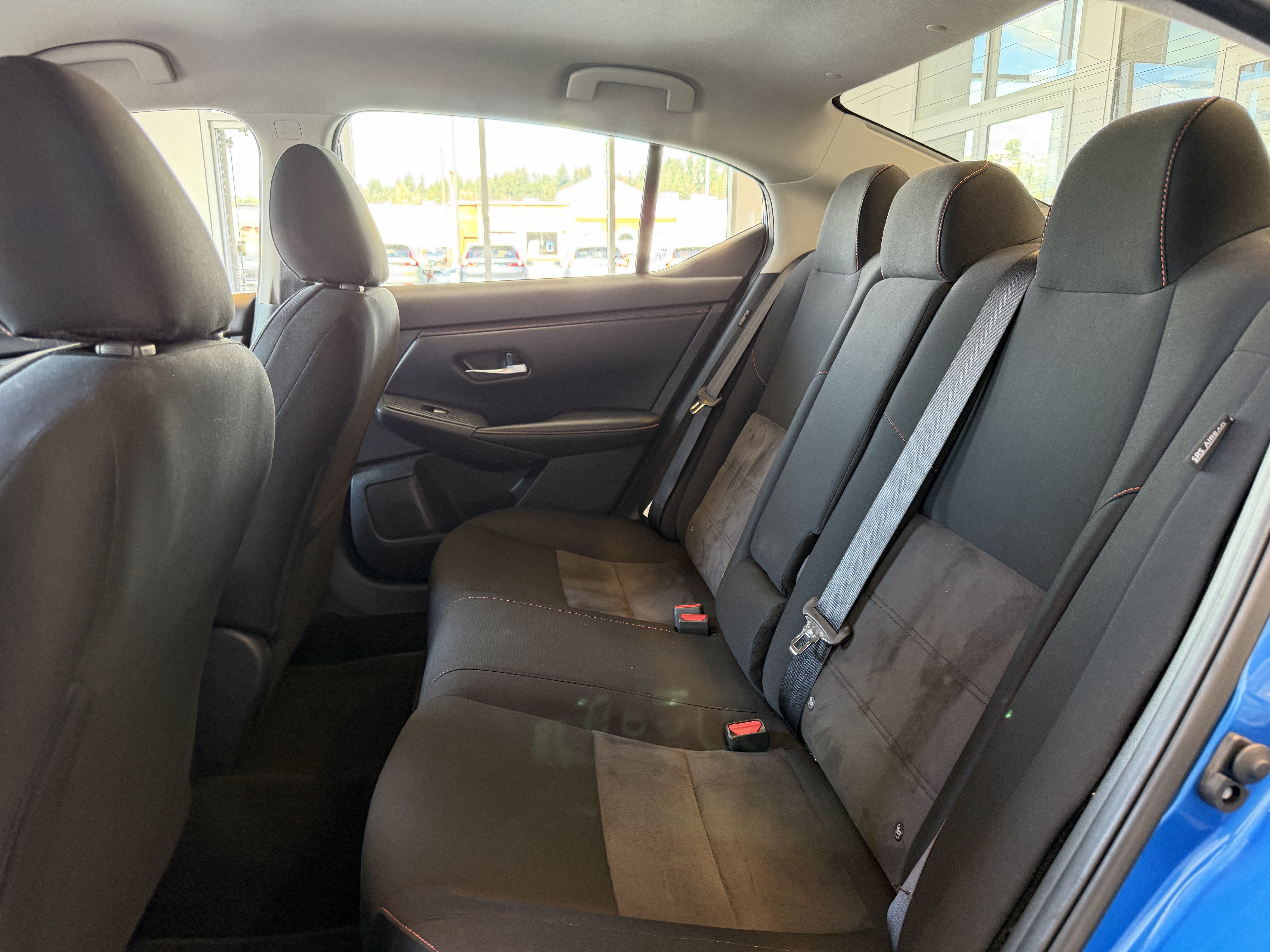 Used 2025 Nissan Sentra SR FWD image 9