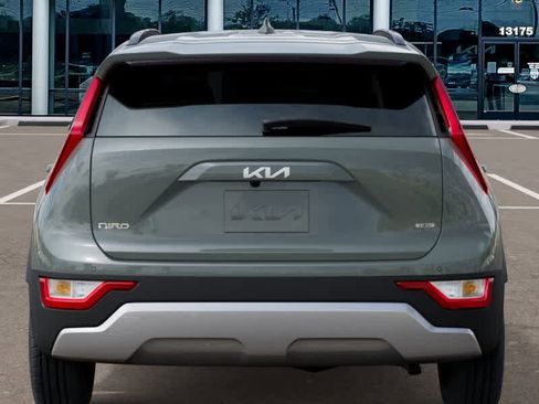 New 2026 Kia Niro EX image 13