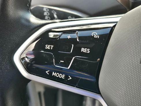 Used 2023 Volkswagen ID.4 S image 21