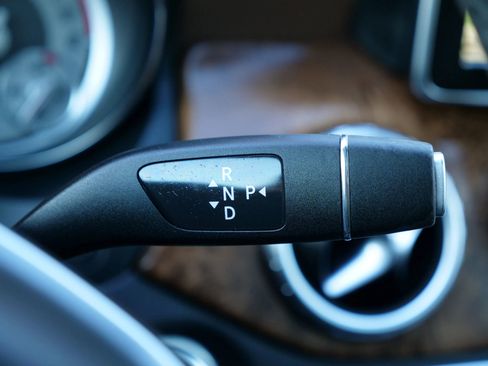 Used 2015 Mercedes-Benz GLA 250 4MATIC image 17