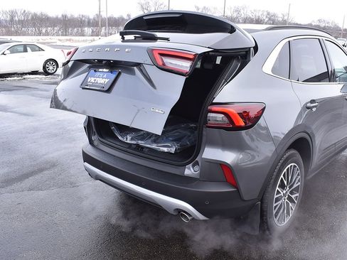 New 2026 Ford Escape SE FWD image 27