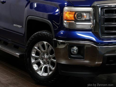 Used 2014 GMC Sierra 1500 SLE w/ SLE Value Package AWD/4WD image 3