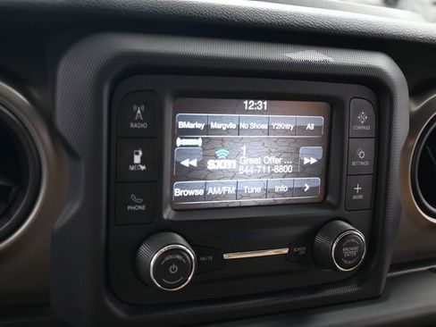 Used 2019 Jeep Wrangler Sport AWD/4WD image 20