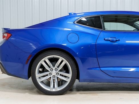 Used 2017 Chevrolet Camaro LT RWD image 20