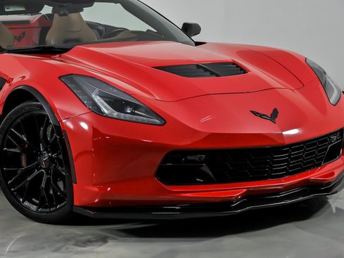 Used 2016 Chevrolet Corvette Z06 w/ 2LZ Preferred Equipment Group RWD image 3