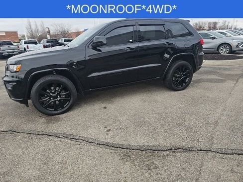 Used 2019 Jeep Grand Cherokee Altitude AWD/4WD image 11