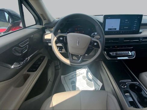 Used 2024 Lincoln Corsair FWD w/ Equipment Group 101A image 6