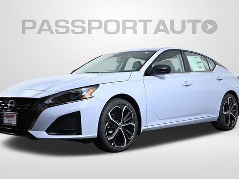 New 2025 Nissan Altima 2.5 SR w/ SR Premium Package image 1