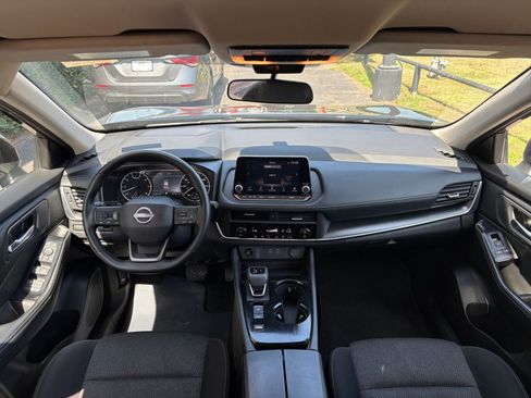 Used 2025 Nissan Rogue SV FWD image 35