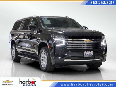 Used 2023 Chevrolet Suburban LT w/ Luxury Package
