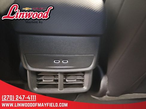 New 2026 Chevrolet Equinox LT w/ Convenience Package II image 14