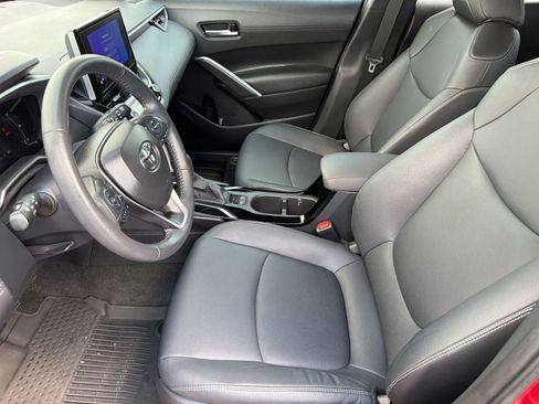 Certified 2024 Toyota Corolla Cross XLE w/ Convenience Package AWD/4WD image 5