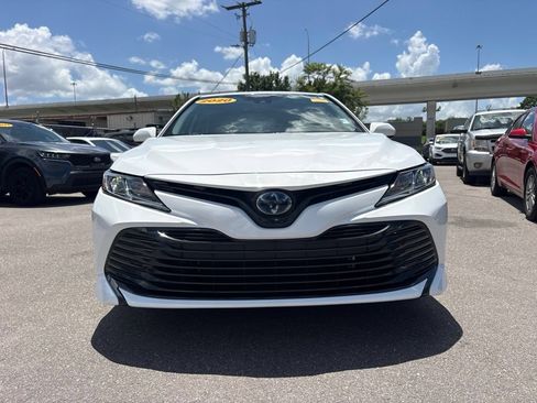 Used 2020 Toyota Camry LE FWD image 8