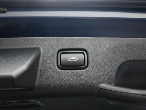 Certified 2025 Kia Seltos EX AWD/4WD image 22