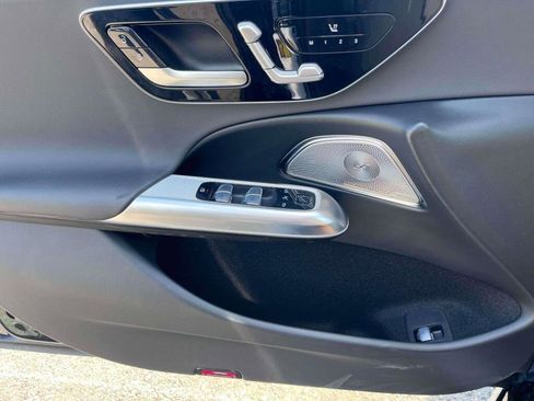 Certified 2024 Mercedes-Benz E 350 4MATIC Sedan image 33